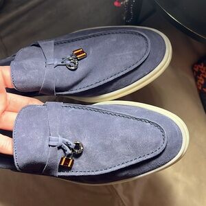 Loro Piana Babouche on the go charms walk suede- infinity suitcase